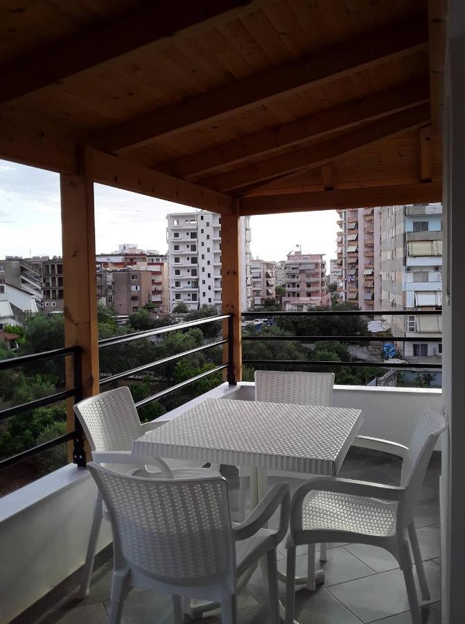 Caldera Vista Apartaments Sarandë エクステリア 写真